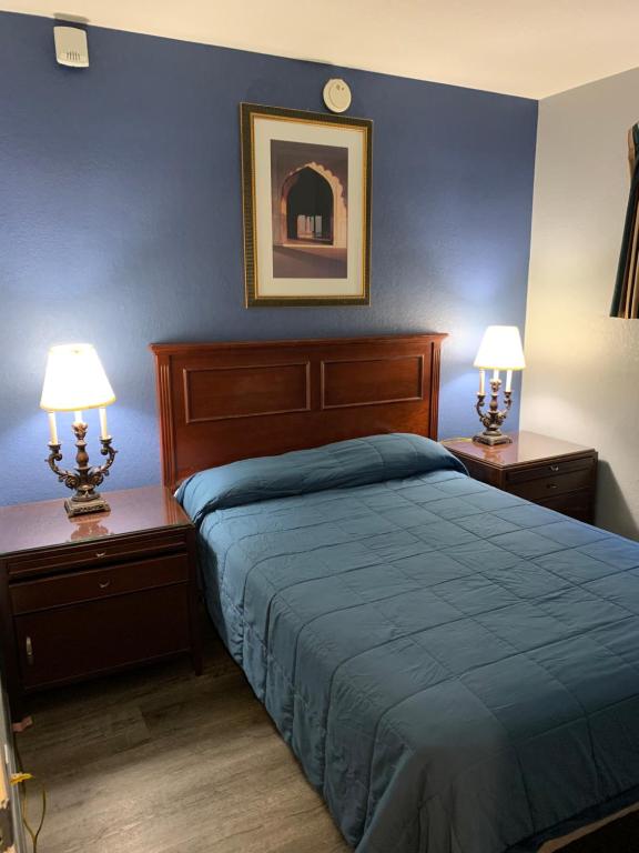 City Center Motel image 11